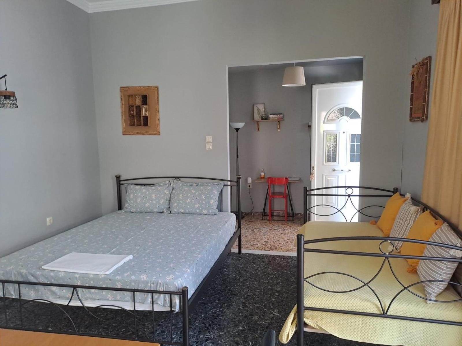 Dimitris Place Near Athens Airport Koropíon Eksteriør billede